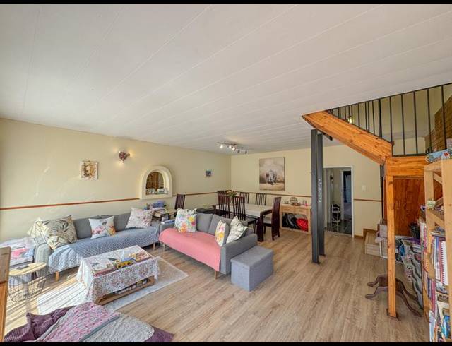 3 BEDROOM TOWNHOUSE FOR SALE IN ELDORAIGNE